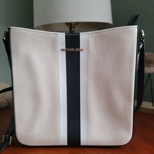 Michael Kors Jet Set Travel Large Cream Canvas Leather Messenger Crossbody Bag